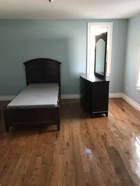 50 Winthrop St, Springfield, MA 01105 photo 30