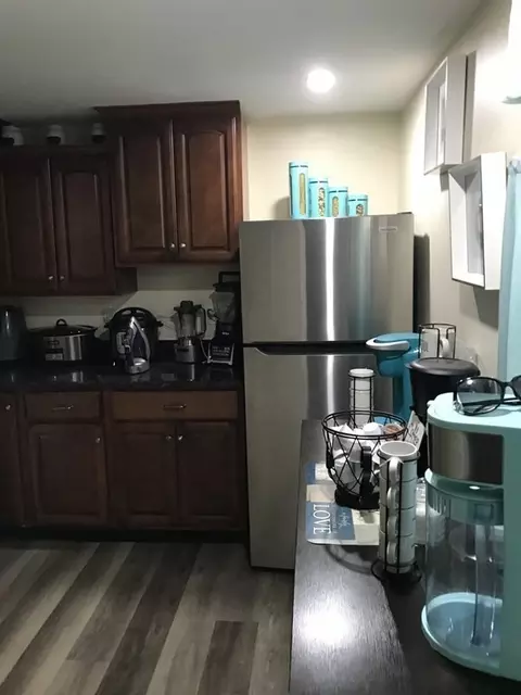 50 Winthrop St, Springfield, MA 01105 photo 8