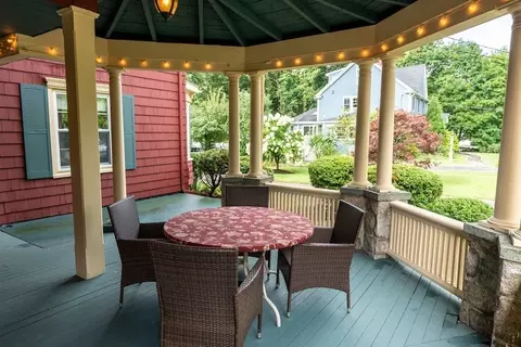 126 Chapman St, Canton, MA 02021 photo 4
