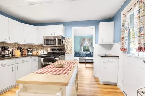 4 Benjamin Rd, Shirley, MA 01464 photo 4