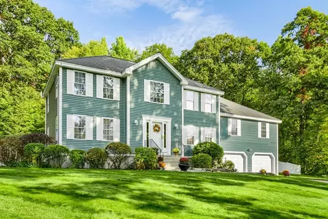 4 Wheelock Rd, Shrewsbury, MA 01545