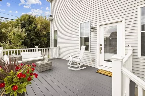 111 Highland Ave #2, Salem, MA 01970