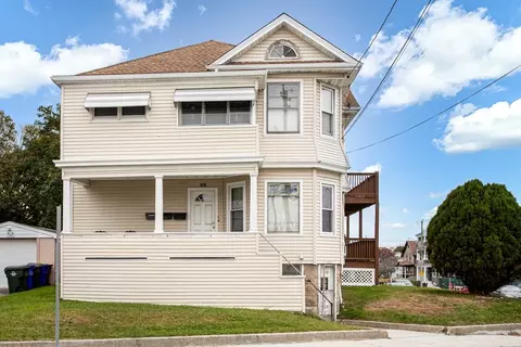 828-830 Stafford Rd, Fall River, MA 02721 photo 2