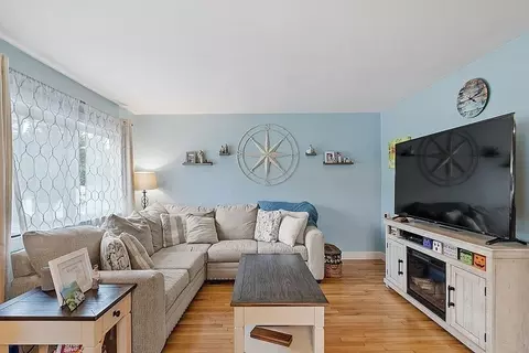 92 Bouchard Ave, Dracut, MA 01826 photo 6