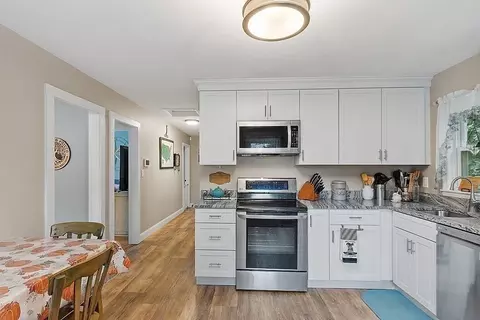92 Bouchard Ave, Dracut, MA 01826 photo 15