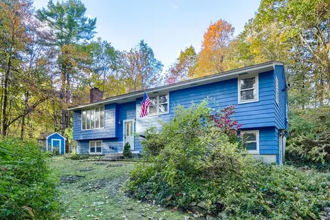 143 Wood St, Holden, MA 01520