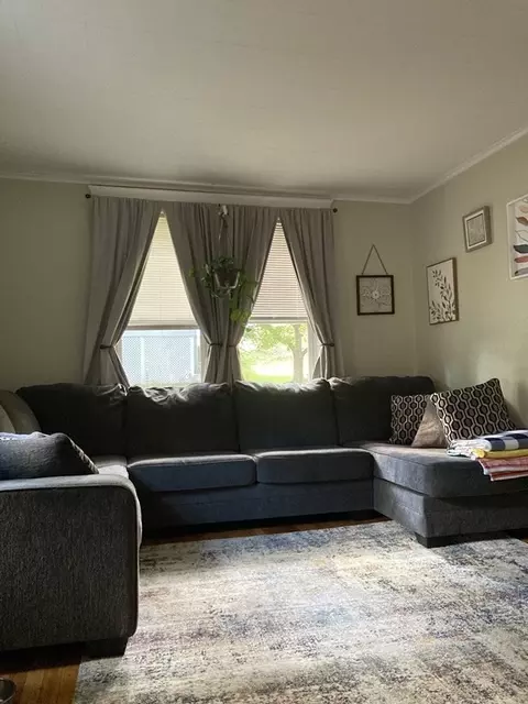 209 Green St, Gardner, MA 01440 photo 8