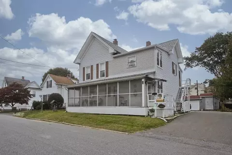 64 Hampshire St, Chicopee, MA 01020