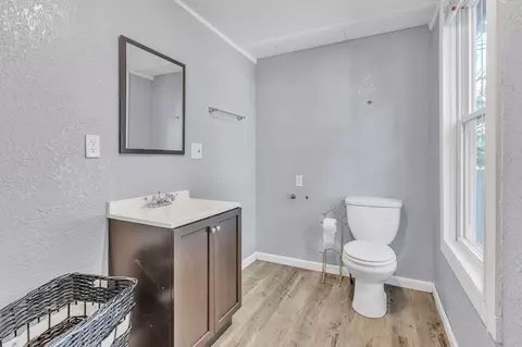 63 Freeman Ter, Springfield, MA 01104 photo 21