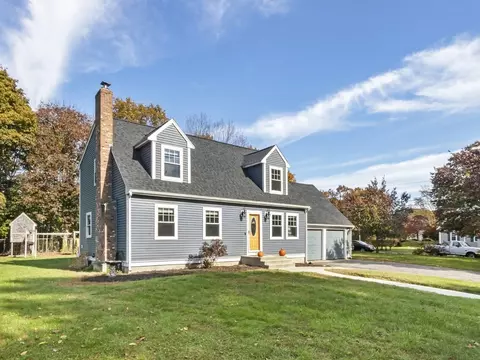 135 Deanville Rd, Attleboro, MA 02703