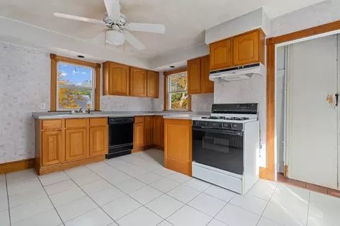 15 Pearl St, Reading, MA 01867 photo 22