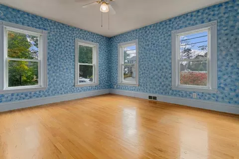 15 Pearl St, Reading, MA 01867 photo 9