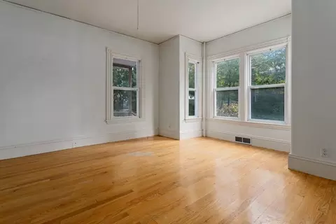 15 Pearl St, Reading, MA 01867 photo 5