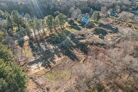 4 Chatham Lane, Danvers, MA 01923 photo 4