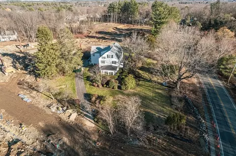 4 Chatham Lane, Danvers, MA 01923 photo 2