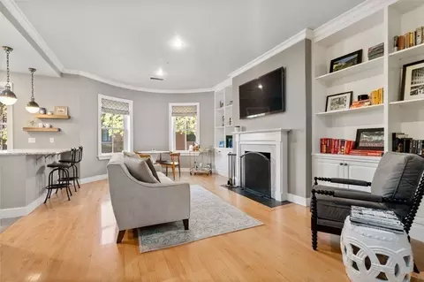 15 Upton St #4, Boston, MA 02118