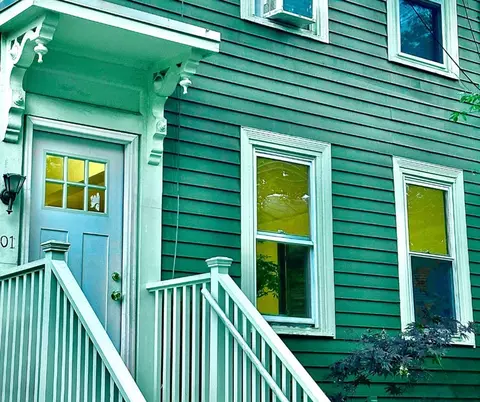 101 Pleasant St #G, Cambridge, MA 02139