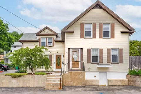 97 Grove St, Clinton, MA 01510