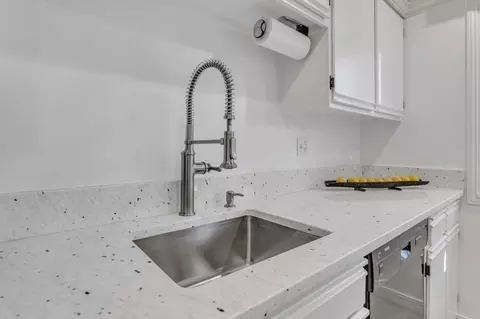 1095 Dickinson St #1095, Springfield, MA 01108 photo 10