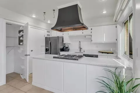 1095 Dickinson St #1095, Springfield, MA 01108 photo 7