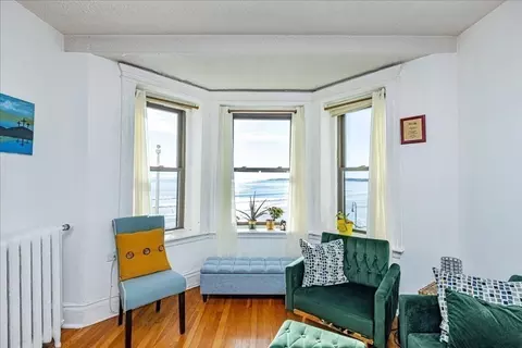 285 Lynn Shore Dr #301, Lynn, MA 01902