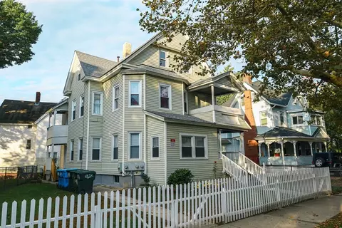 1592-1594 Dwight St, Springfield, MA 01107 photo 8