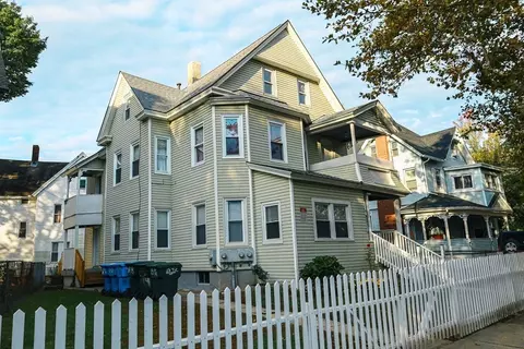 1592-1594 Dwight St, Springfield, MA 01107 photo 6