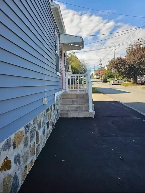 495 Chicago St, Fall River, MA 02721 photo 16