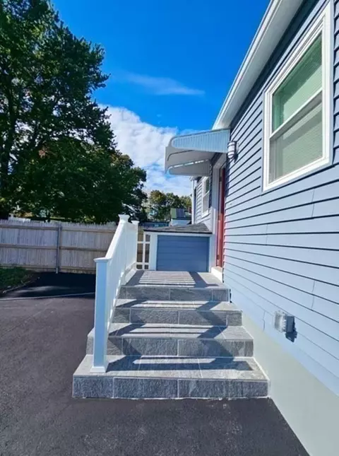 495 Chicago St, Fall River, MA 02721 photo 14