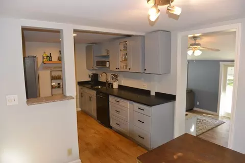 18 Onset St, Worcester, MA 01604 photo 10