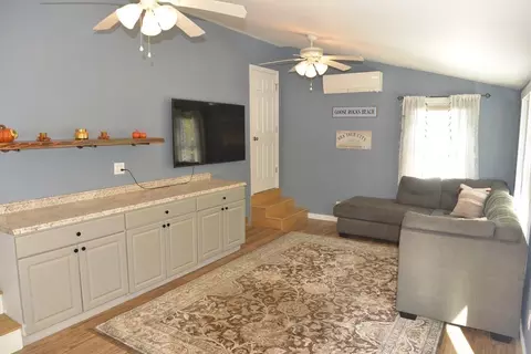 18 Onset St, Worcester, MA 01604 photo 12