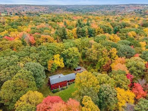 77 Town Farm Rd, Sutton, MA 01590 photo 2