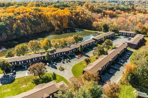 39 Hillcrest Park # C, South Hadley, MA 01075