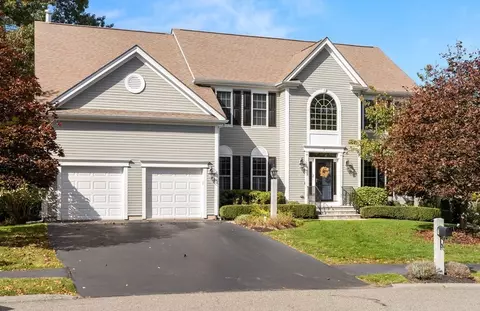 7 Sparrow Ln, Danvers, MA 01923