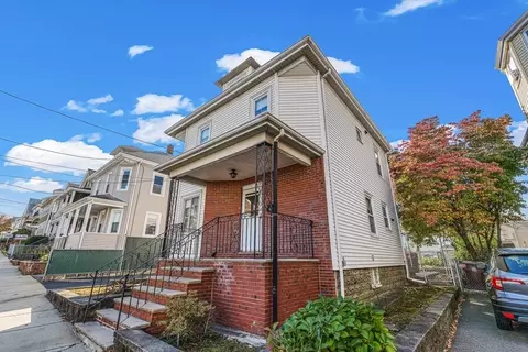 68 Peirce Ave, Everett, MA 02149 photo 2