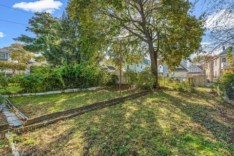 68 Peirce Ave, Everett, MA 02149 photo 35