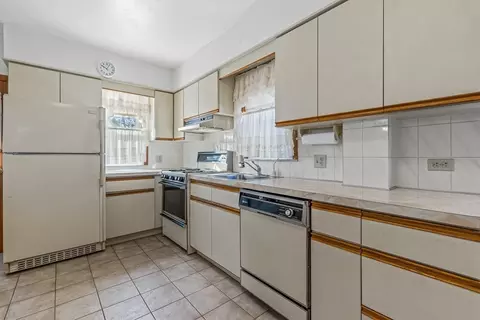 68 Peirce Ave, Everett, MA 02149 photo 16