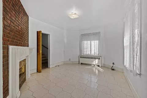 68 Peirce Ave, Everett, MA 02149 photo 8