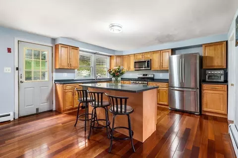 7 Bellvista Rd, Worcester, MA 01602