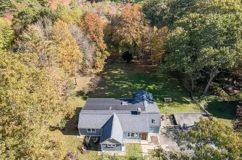 129 Cutler Rd, Hamilton, MA 01982
