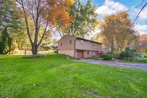 66 Westbrook Rd, South Hadley, MA 01075