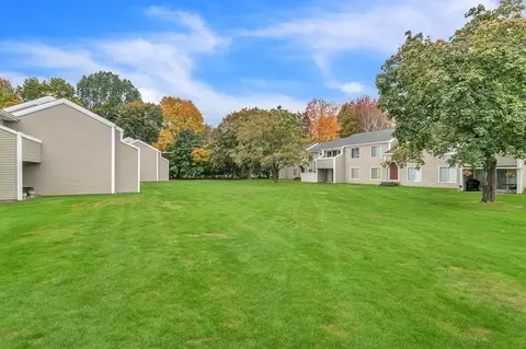 105 Nassau Dr #105, Springfield, MA 01129 photo 38