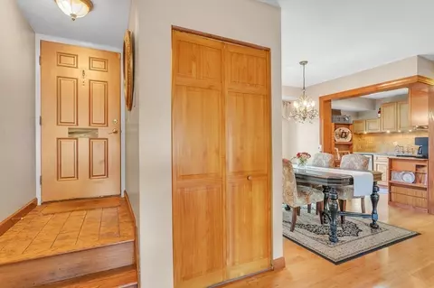 105 Nassau Dr #105, Springfield, MA 01129 photo 4