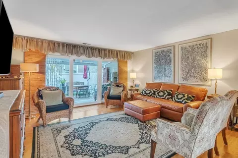 105 Nassau Dr #105, Springfield, MA 01129 photo 12