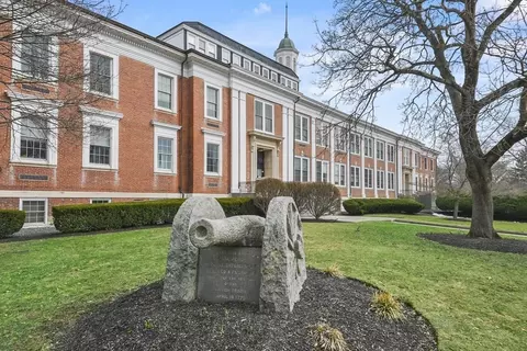 1475 Massachusetts Ave #227, Lexington, MA 02420