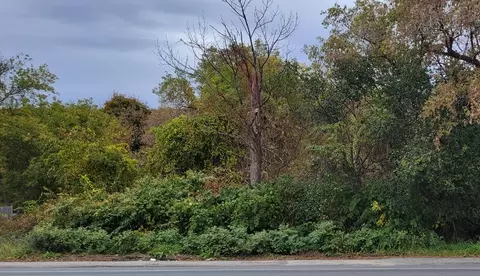 17-22 Valley St, Haverhill, MA 01830