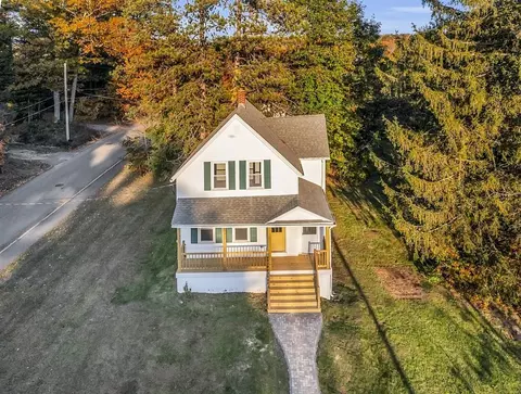 53 Forest St, Templeton, MA 01468