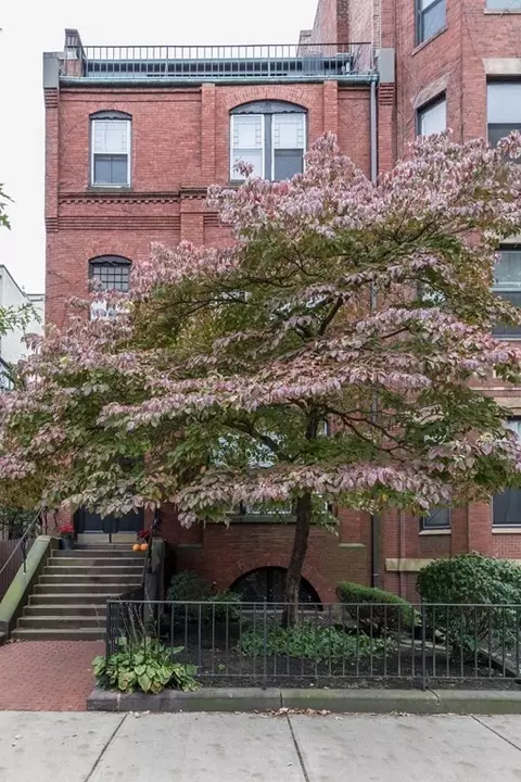 370 Marlborough St #7, Boston, MA 02115