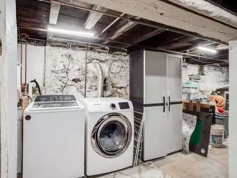 63 Epping, Lowell, MA 01852 photo 22