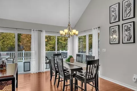 19 Chapel Hill Dr, Reading, MA 01867 photo 9